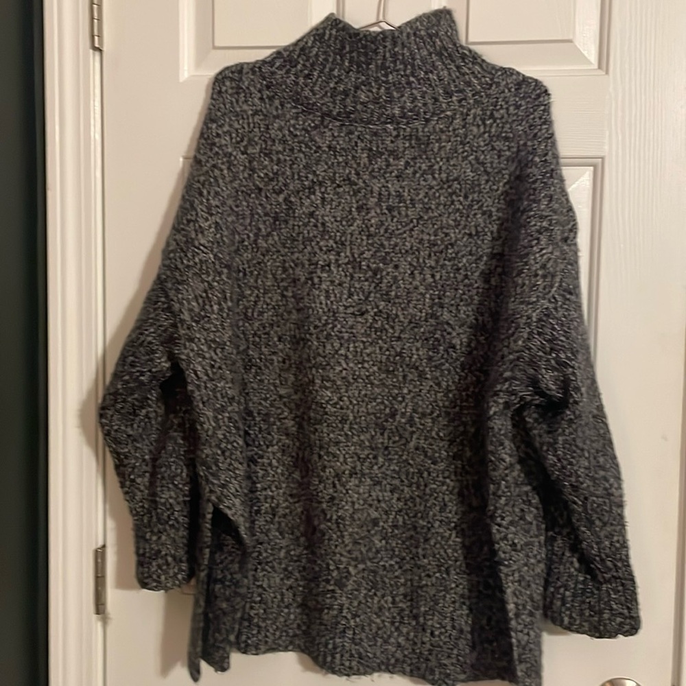 Ann Taylor chunky knit mock neck tunic sweater